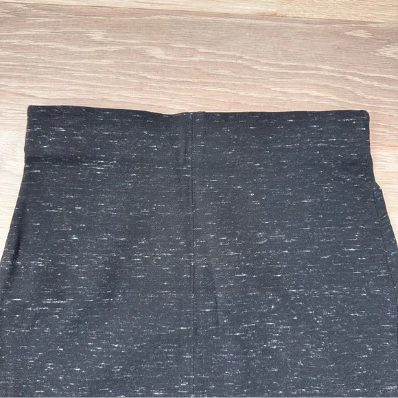 WILFRED SKIRT - SIZE SMALL - EXCELLENT CONDITION - BLACK - Picture 4 of 4